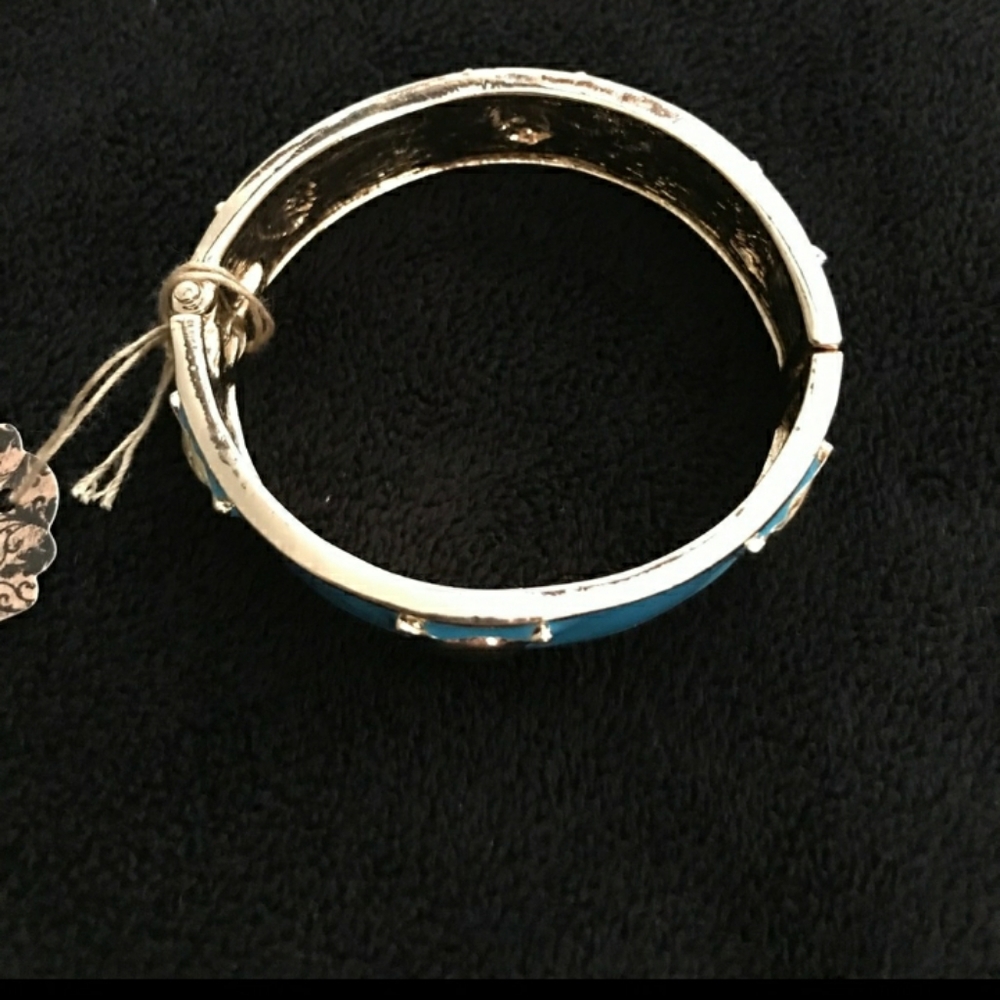 NWOT Fox Teal Blue Enamel Cuff - Picture 3 of 5